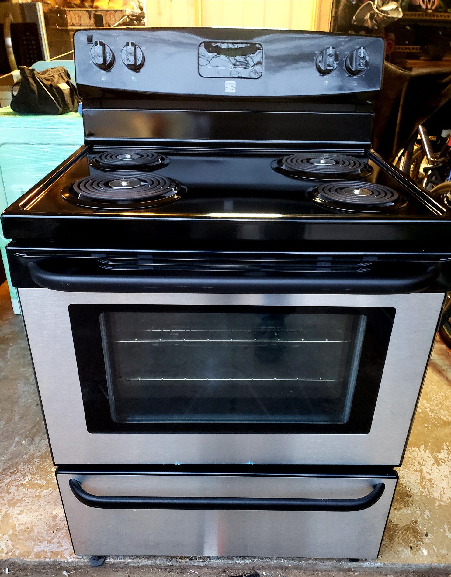 KENMORE ELECTRIC STOVE, BRAND NEW, STAINLESS STEEL & BLACK, DELIVERY AVAILABLE.