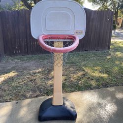 Little Tikes Basketball Goal