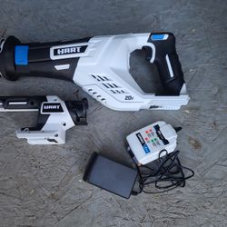 Hart Tools Reciprocating Flash Ligh And Charger 20v