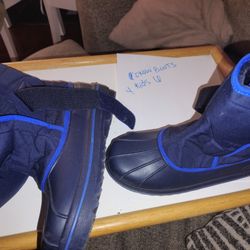  Children's Place Kids All Weather Boots in blue with a hook-and-loop