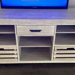 Tv Stand / Dresser Like Brand New Must a Sell