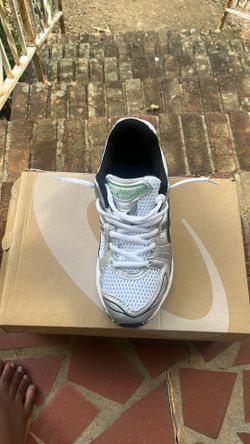 ASICS Gel-Kayano 14