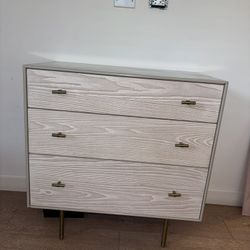 West Elm Modernist Wood 3 Drawer Dresser in Winter Wood