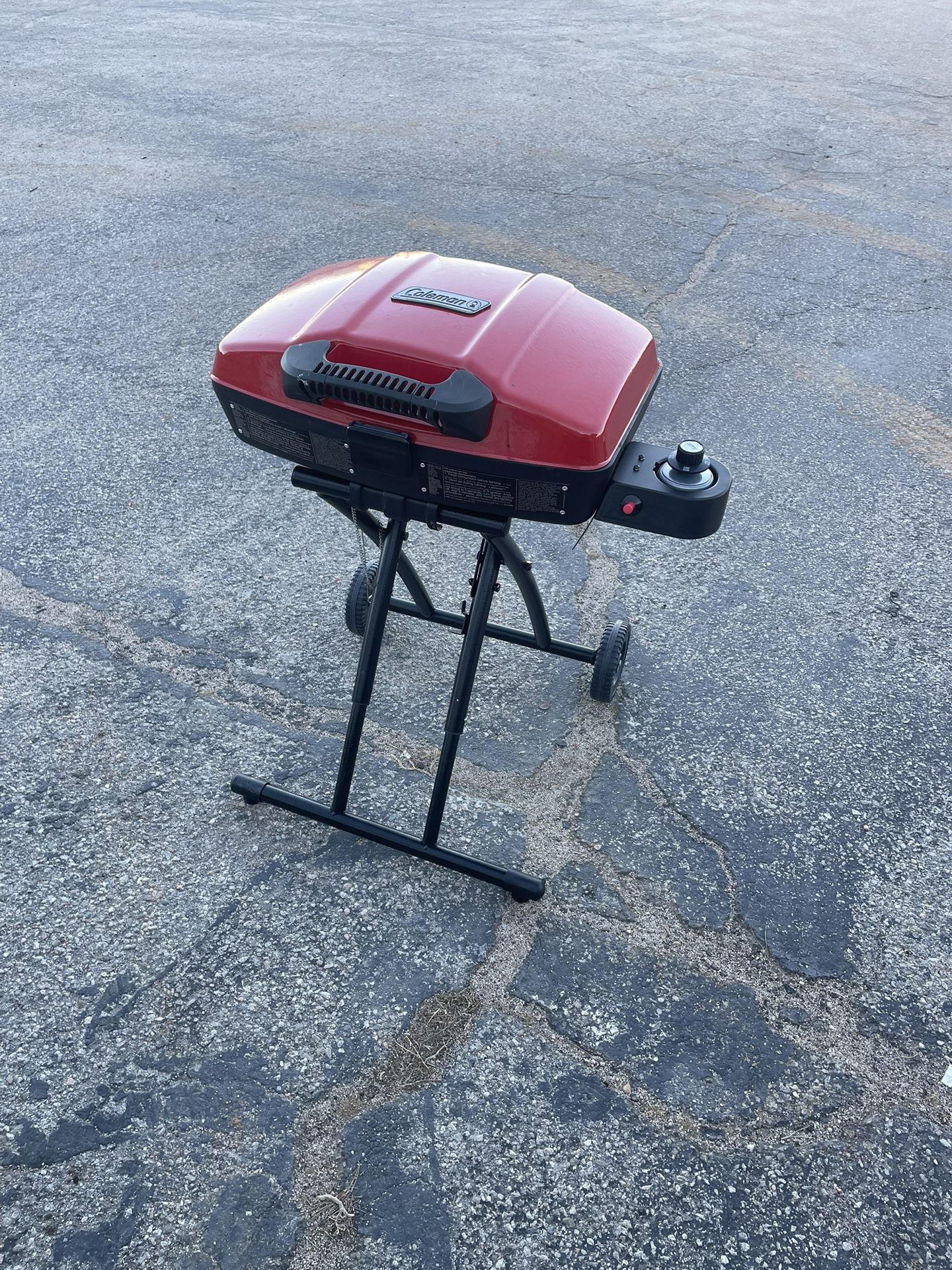 Coleman Portable Sport Roadtrip Propane Grill