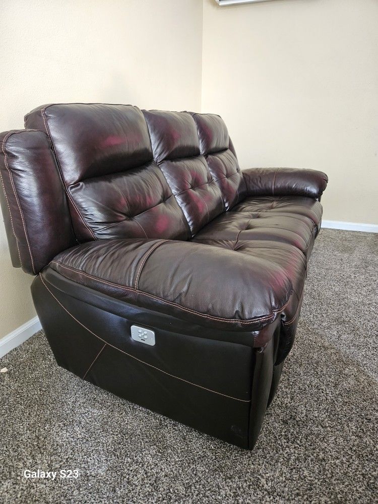 Electric Reclining Couch for Sale β Great Condition!