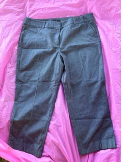 Women’s size 16 pants/capri