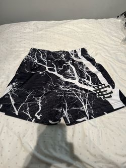 Eric Emanuel | Black and White Branch | Small