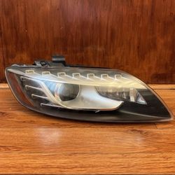 OEM 2010-2015 Audi Q7 Right Passenger Side Xenon HID Headlight Non-AFS Complete