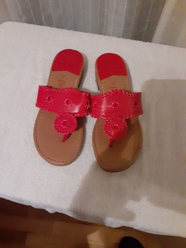 Womens 7 red flat sandals palms