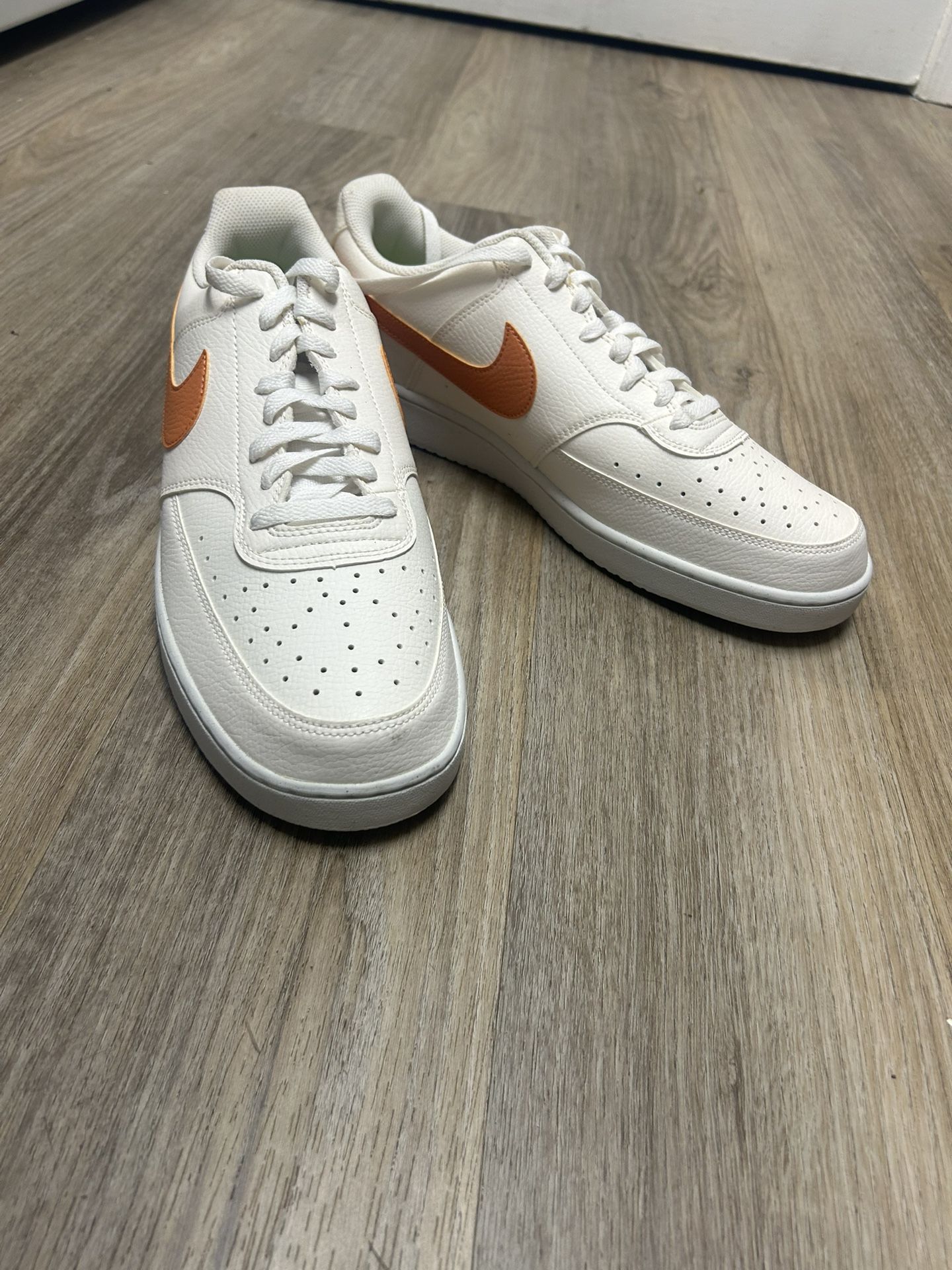 Court Vision Forces Size 13