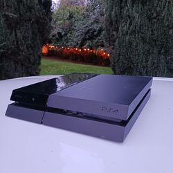 PS4 Fat Console - Ready to Play