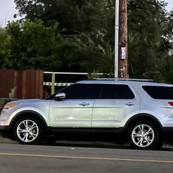 Ford Explorer Limited 2012