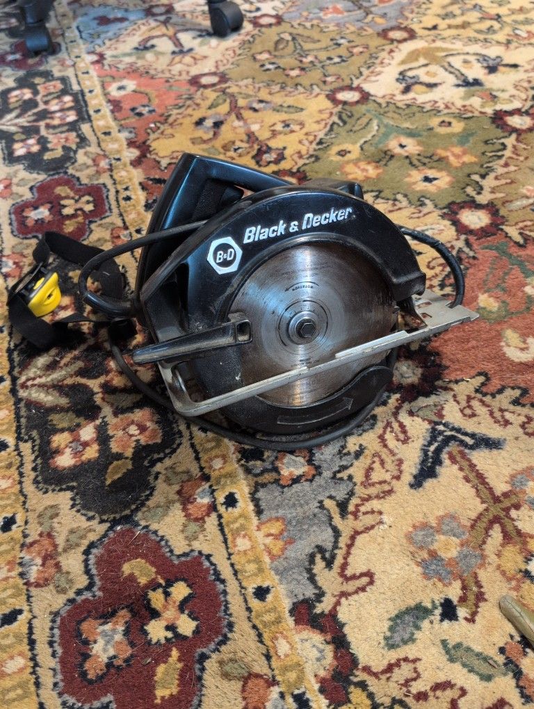 Black And Decker Circular Saw Model # 7308