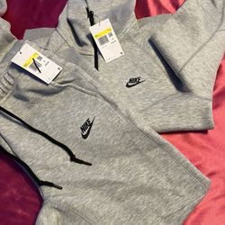 nike tech windrunner fleece set