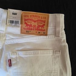 LEVIS 28/30  NEW