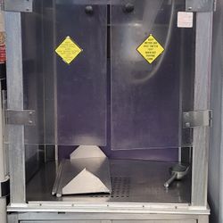 Commercial Popcorn Machine