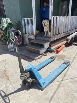 Pallet jack