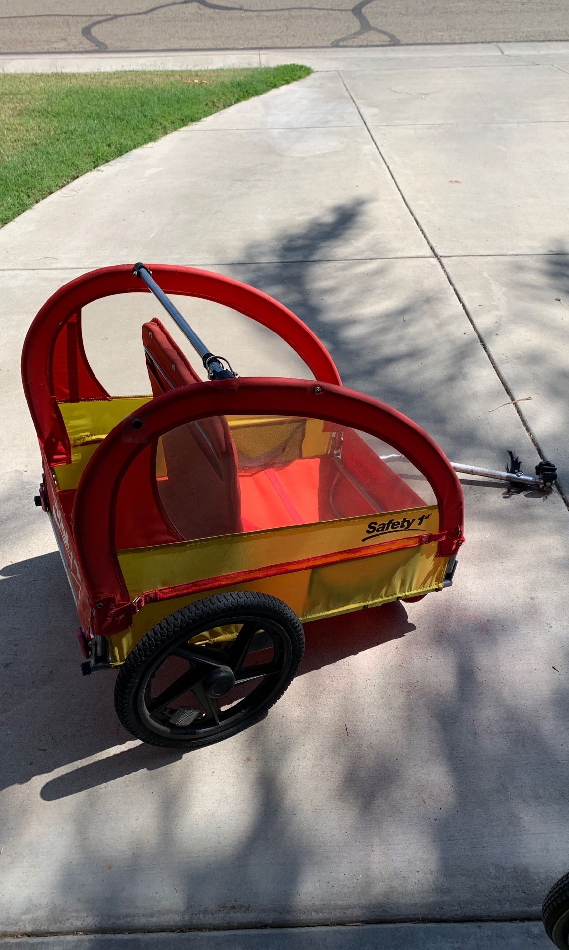 Safety first bike trailer/ caddy