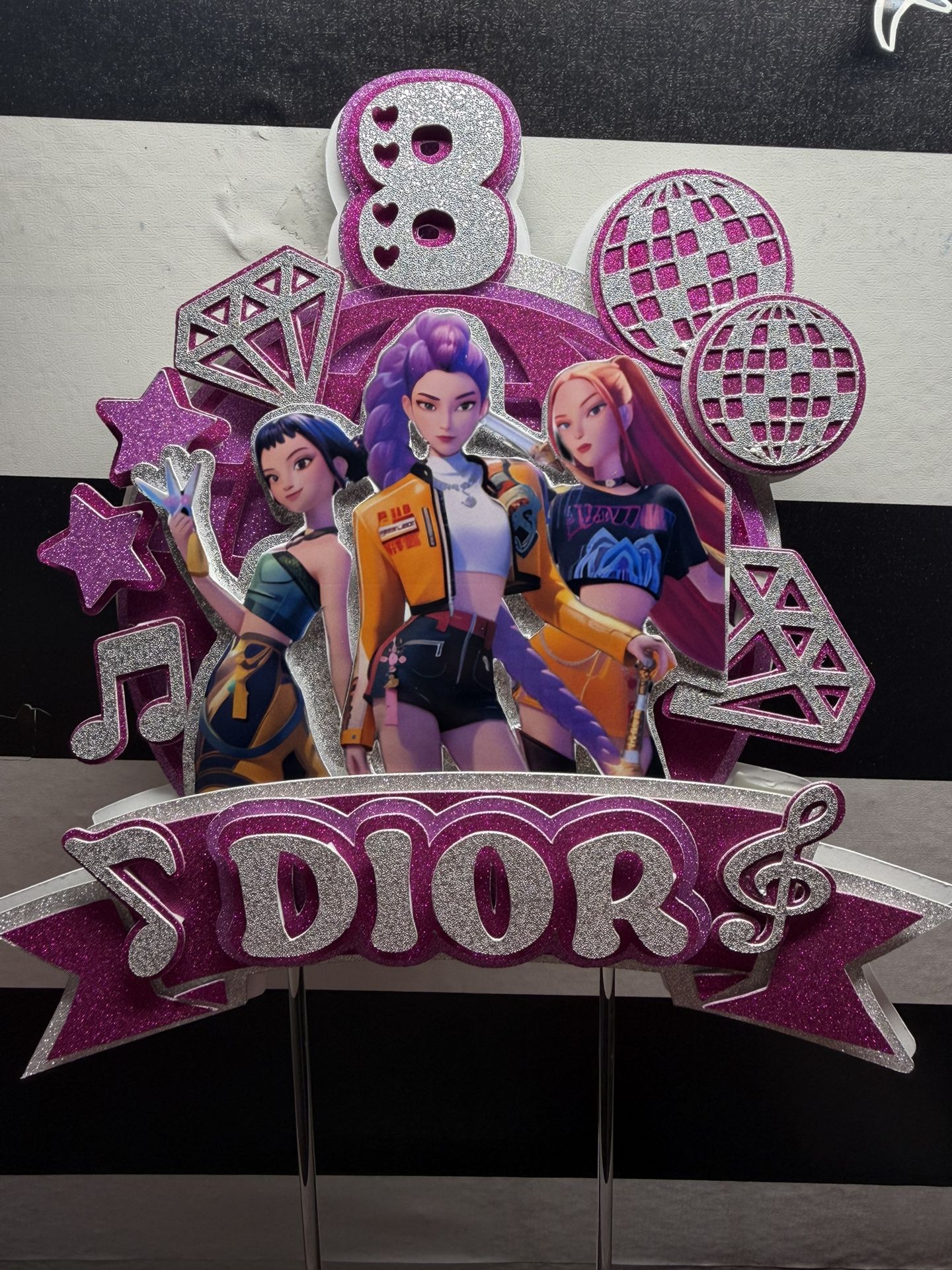 K-pop Demon Hunter Cake Topper