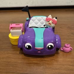 Gabby’s Dollhouse – Carlita & Pandy Paws Picnic Set 