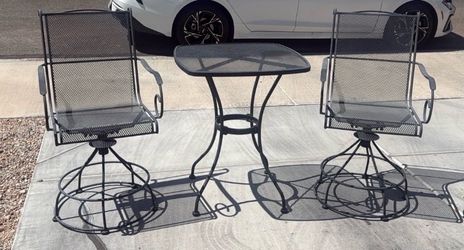 Patio set