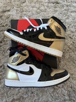 Nike Jordan 1 High OG Top 3 Gold Complexcon Size 10