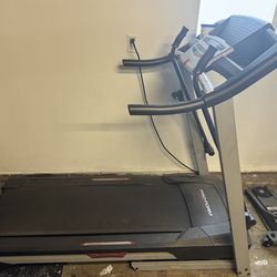 ProForm Crosswalk 395 Treadmill - Folds - Works Great
