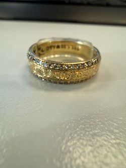 Men’s wedding band