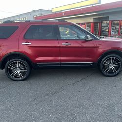 2015 Ford Explorer