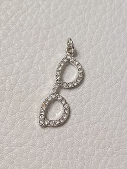 Crystal glasses charm pendant