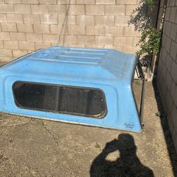 Camper shell -Short Bed Chevy Truck