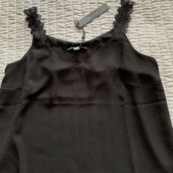 Tahari woman's top tote XS