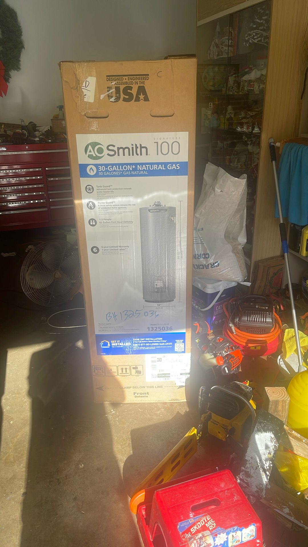 NEW AO SMITH GAS WATER HEATER 30 Gallon