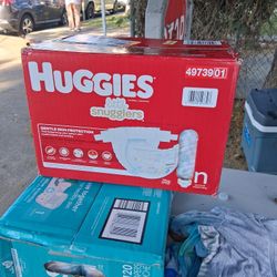 Newborn Huggiws Diapers