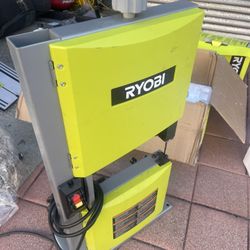 RYOBI Corded Band Saw 2.5 Amp 9 in. Miter Guage BS904G Micro Adjustable Blade
