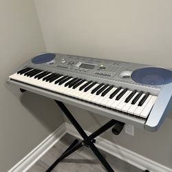 Electric Keyboard 