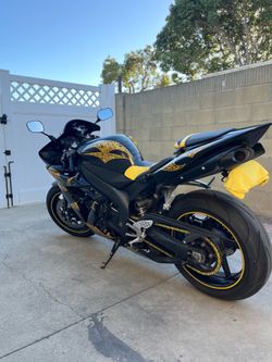 2005 Yamaha R1