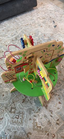 Manhattan toy wooden tree