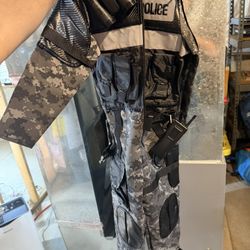 Boy size 5-6 T police officer costume 