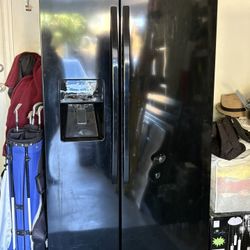 Kenmore Refrigerator 