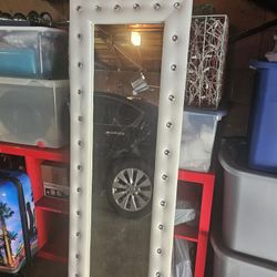Mirror 