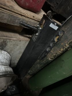 Tráiler Landing Legs
