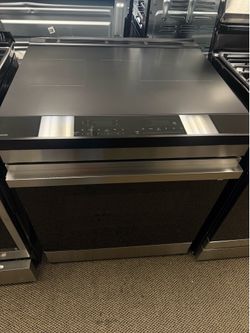 SAMSUNG BESPOKE ELECTRIC STOVE ON SALE
