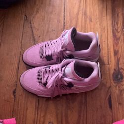 pink 4s