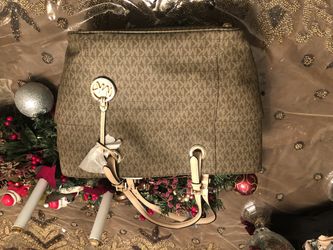 Michael Kors Women Handbag 