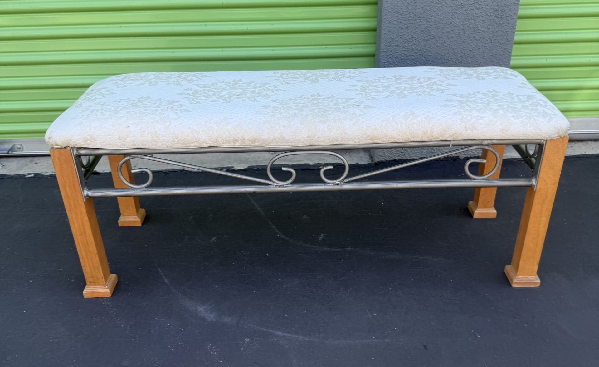 Elegant White & Wood Accent Bench