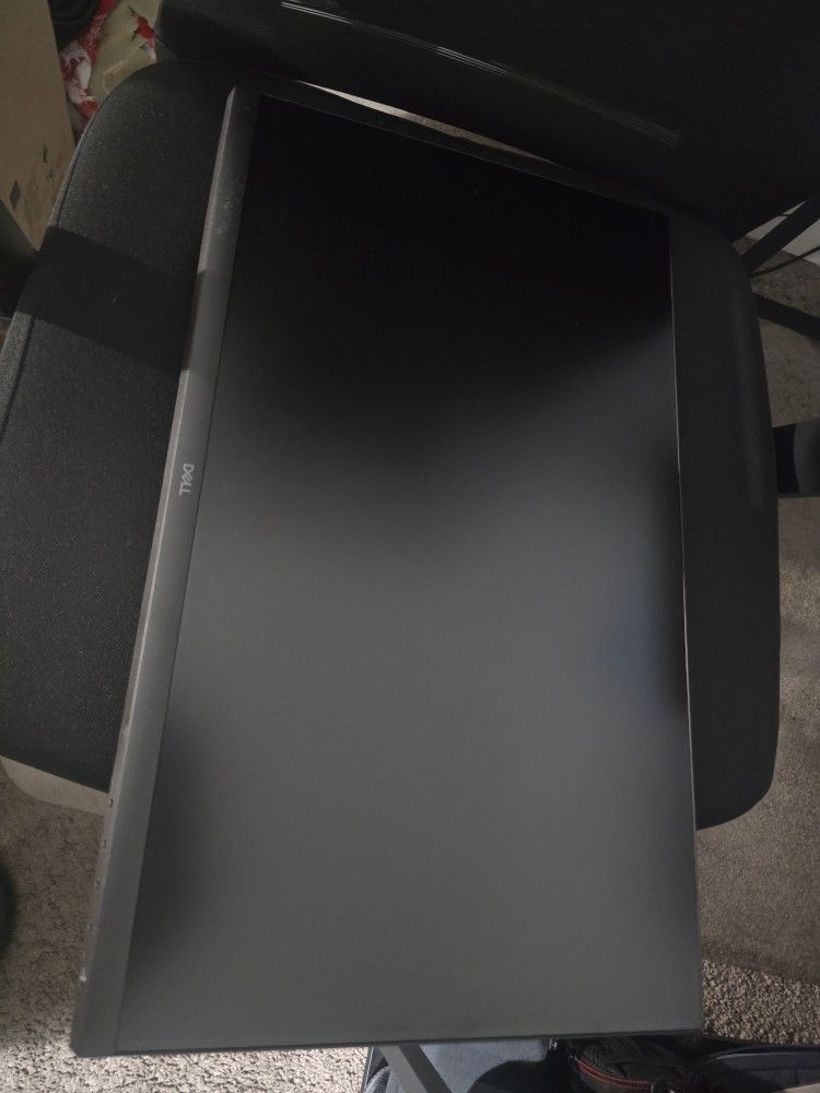 2 New Dell Monitor And Mouse/keyboard