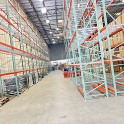 Uprights Beams Wire Decks Teardrop Pallet Racks Forklifts 