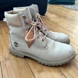 Womens Size 9 Ice Cream Timberlands