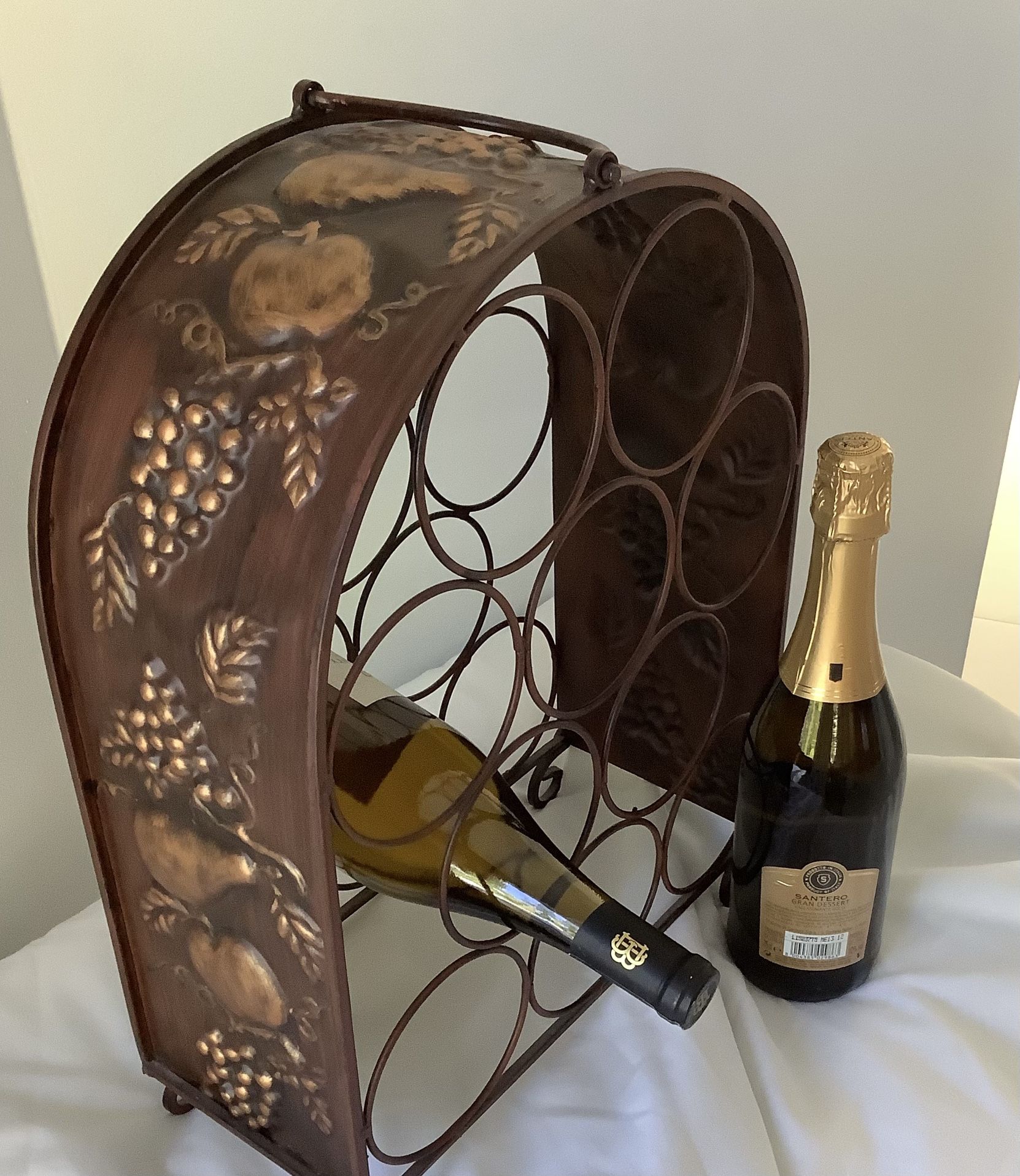 Wine Rack / Wine Bottle Holder - Excellent Condition